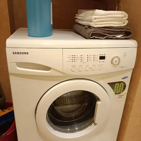 Appartamento Elegant Old Town Toffee Bliss Apartment, Self Check-in, Steps From Bus Station Riga